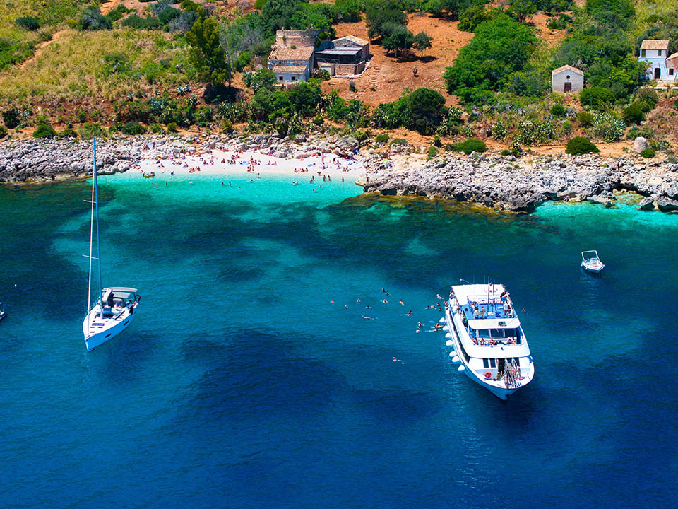 Cala Uzzo, Riserva dello Zingaro